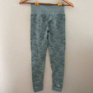 GYMSHARK CAMO SEAMLESS LEGGINGS!